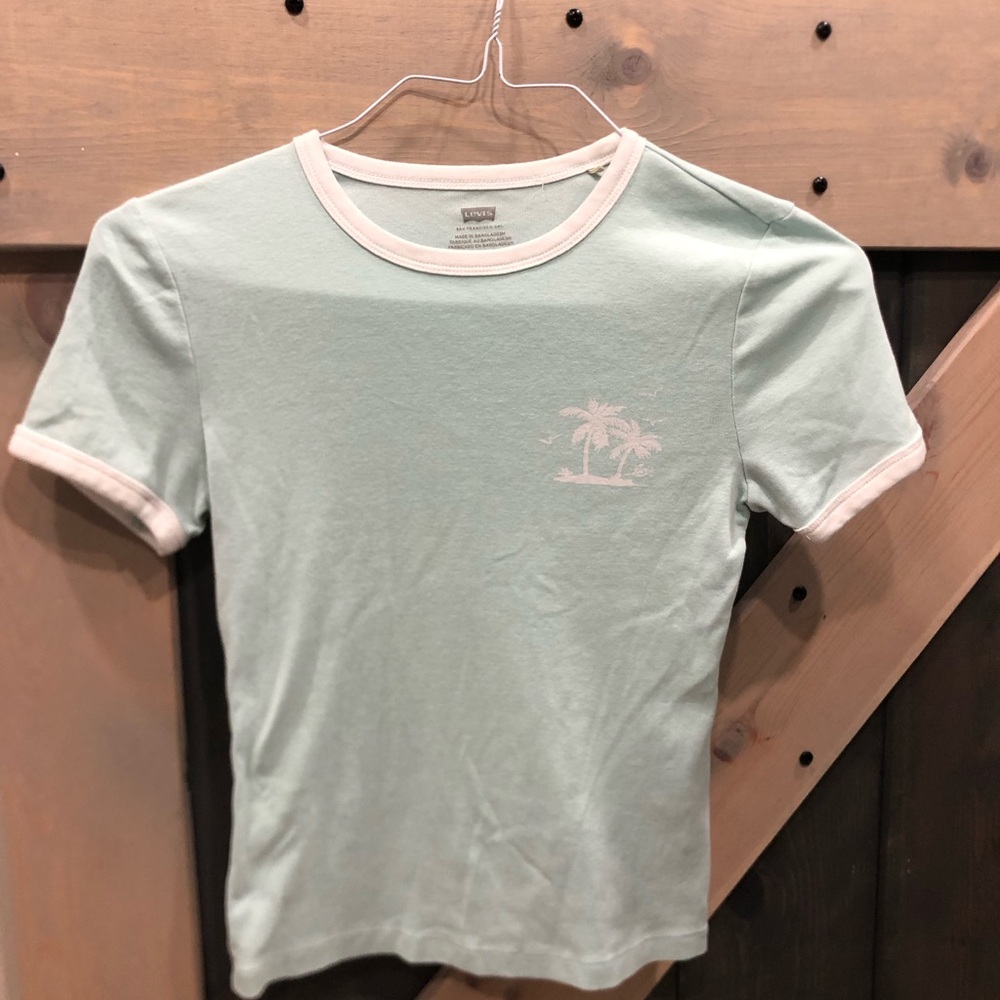Levi’s Mint Green T-Shirt with Palm Tree Design-cotton